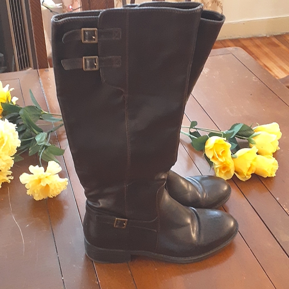 Women's Size 7 1/2 Dark Brown Faux Leather High Boots